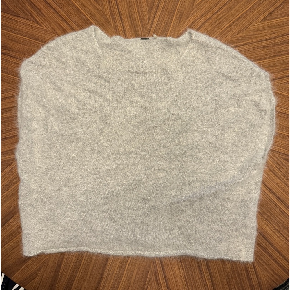 Elie Tahari size L light gray sweater vest